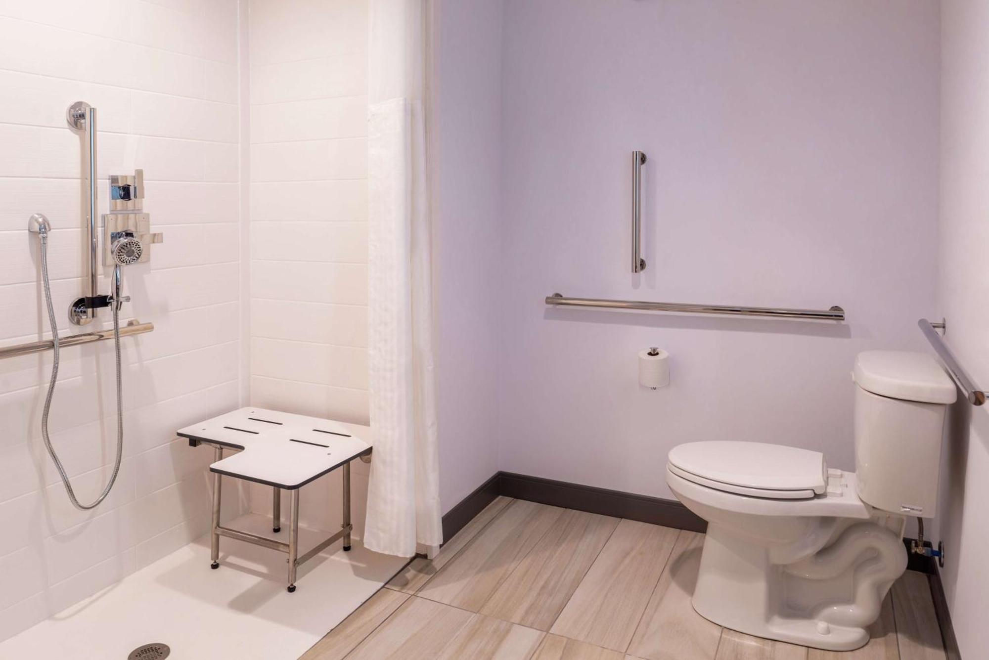 Hilton Garden Inn Kansas City Airport Mo Экстерьер фото