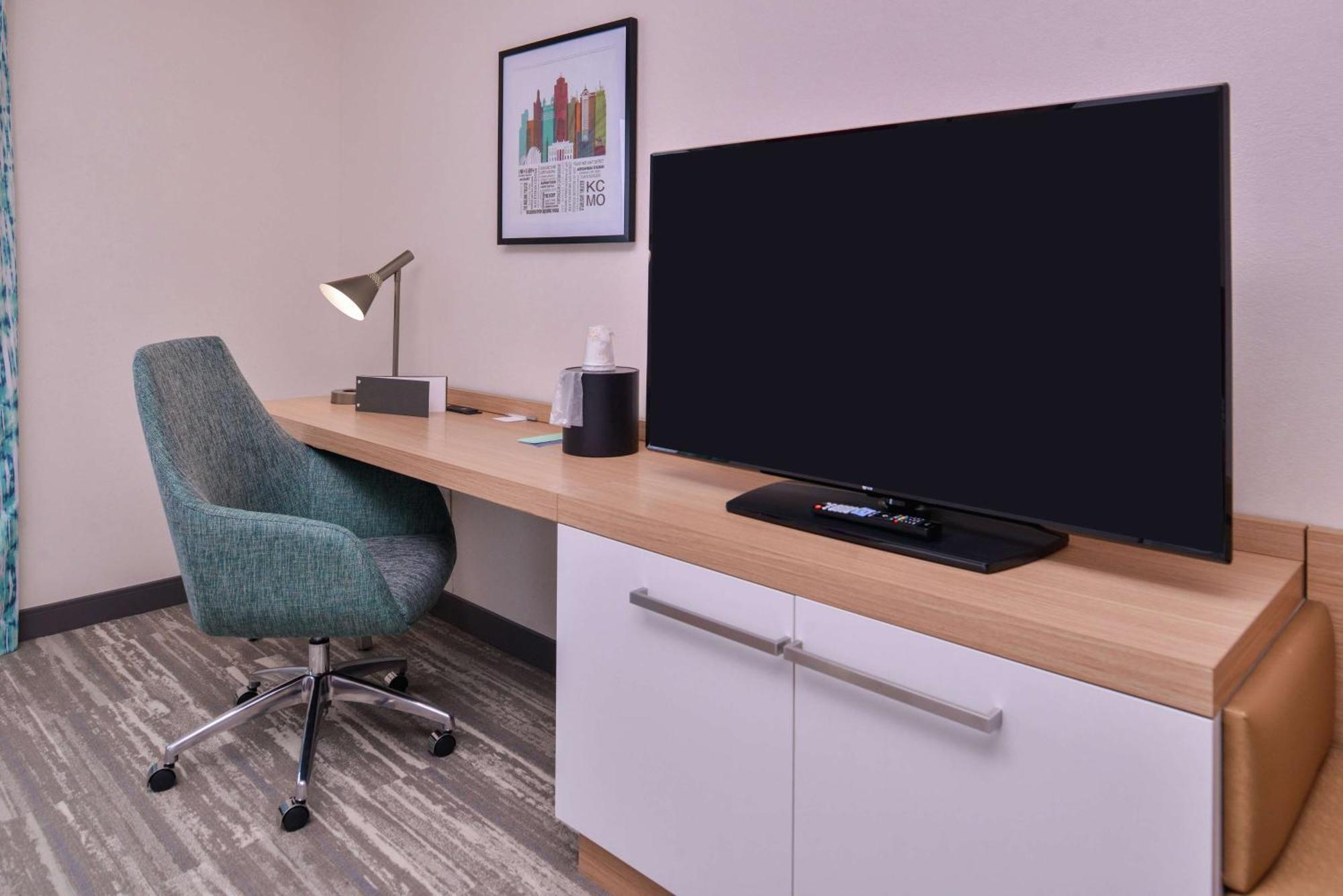 Hilton Garden Inn Kansas City Airport Mo Экстерьер фото